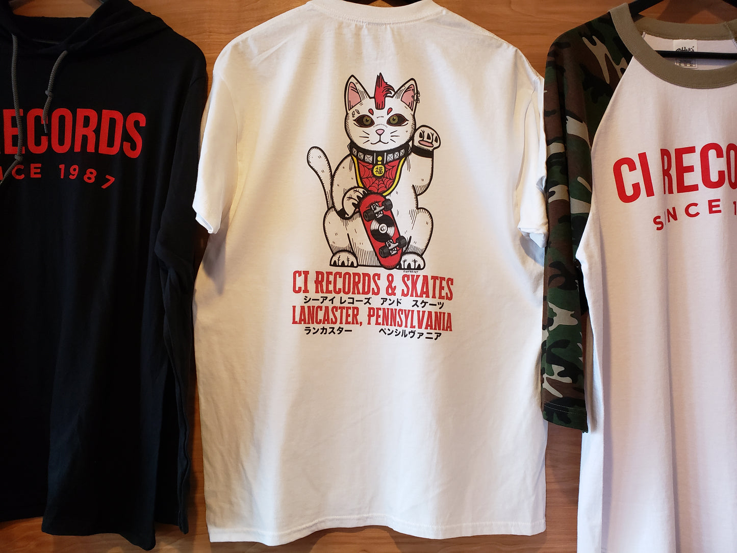 CI Cat Shirt - White | Lucky Cat Japan